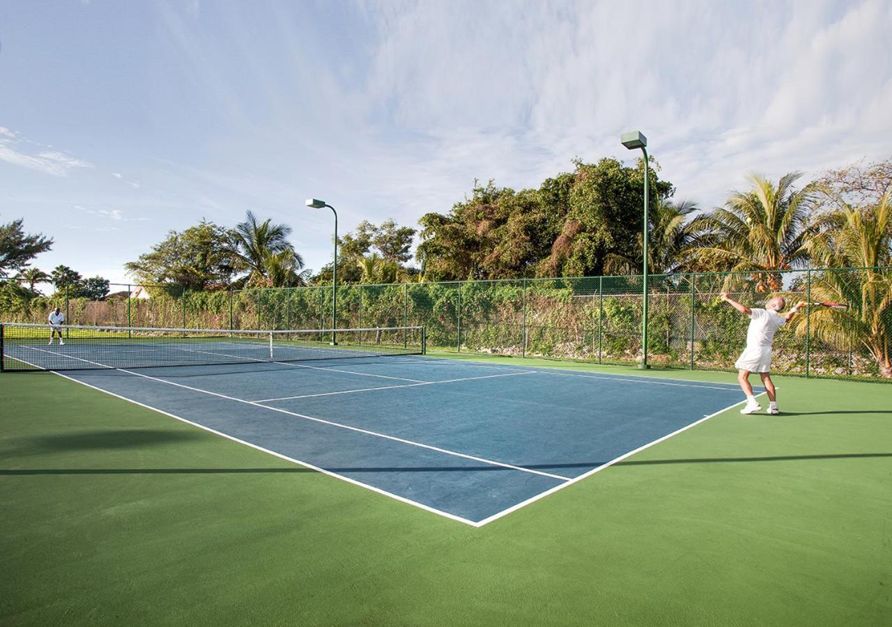 Palm Cay Marina And Resort Nassau Buitenkant foto